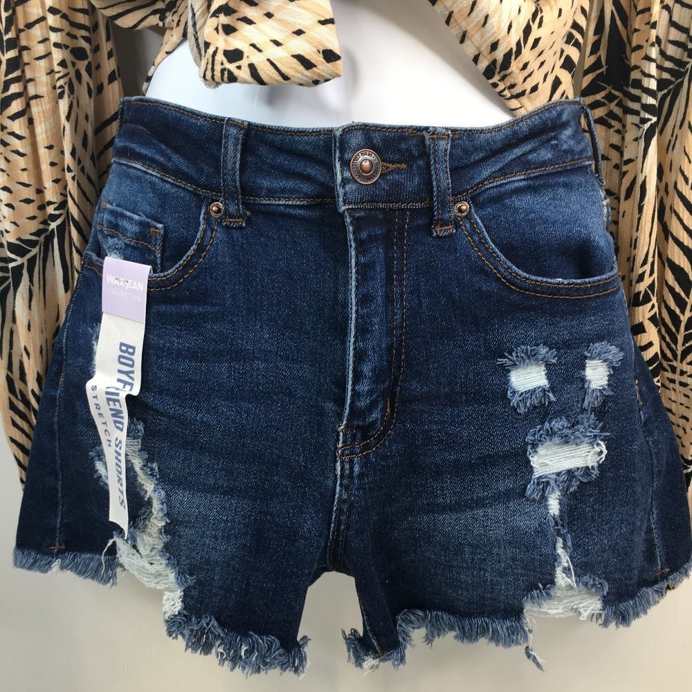 NWT  Wax Jean  Boyfriend Distressed Stretch Denim Shorts Size S